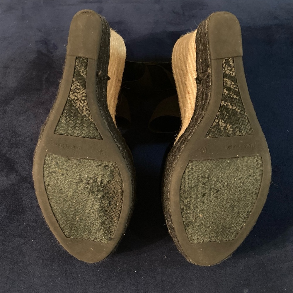 Shoes - Picture 7 of 7